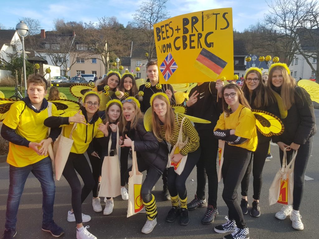 drei Mal „Calvarienberg Alaaf“ - Prinzessinnen Triple in Bachem - Gymnasium Calvarienberg
