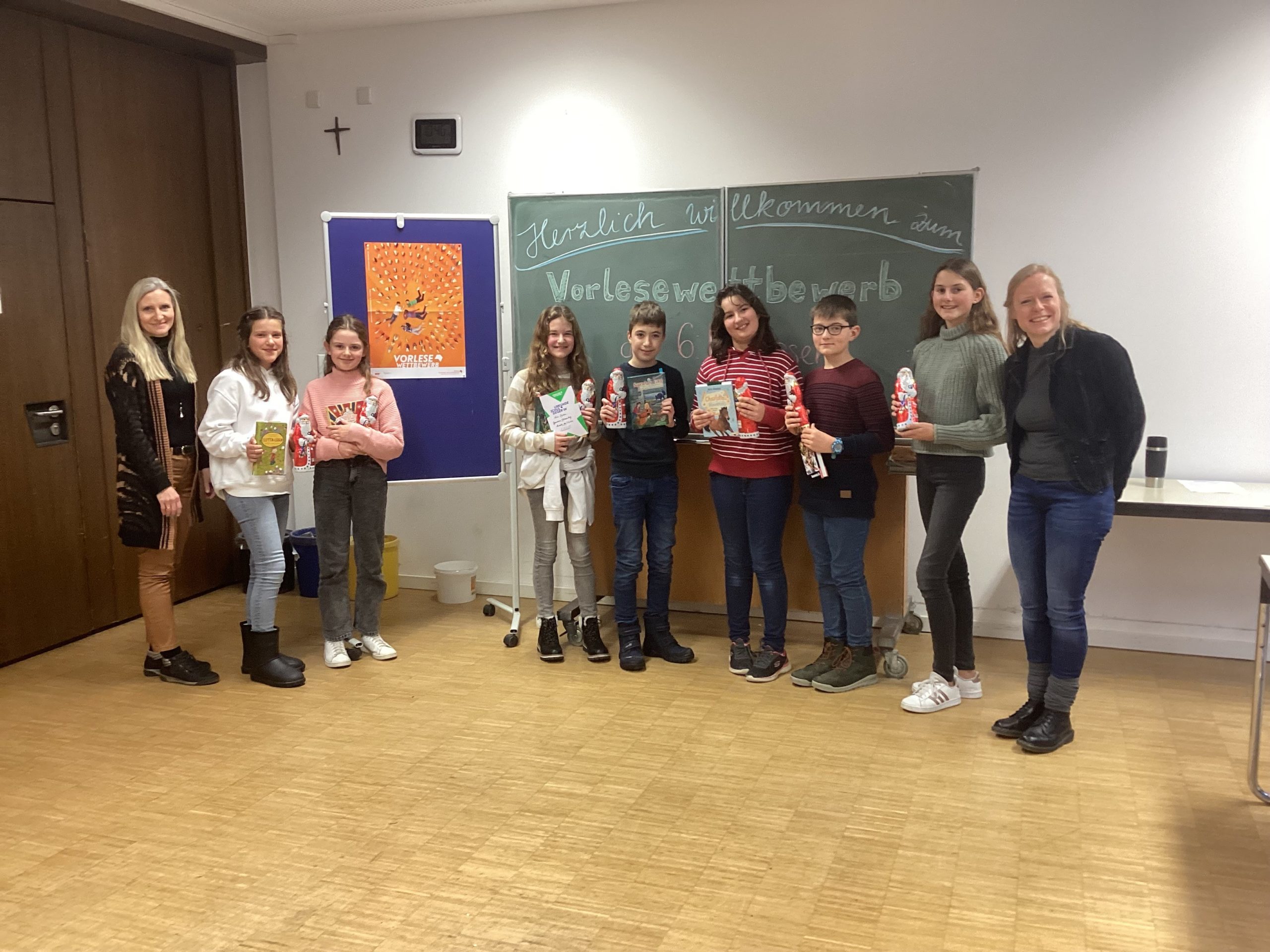 Gebanntes Lauschen in endlich wieder großer Runde - Gymnasium Calvarienberg