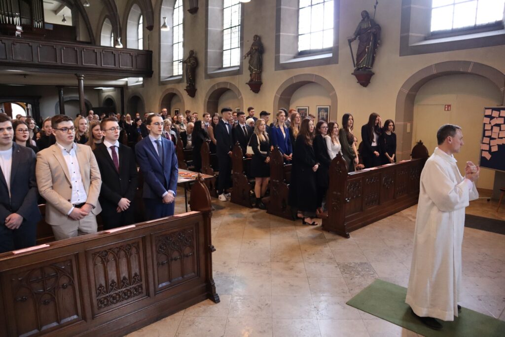 Mission erfüllt: Die Abigenten verlassen den Calvarienberg - Gymnasium Calvarienberg