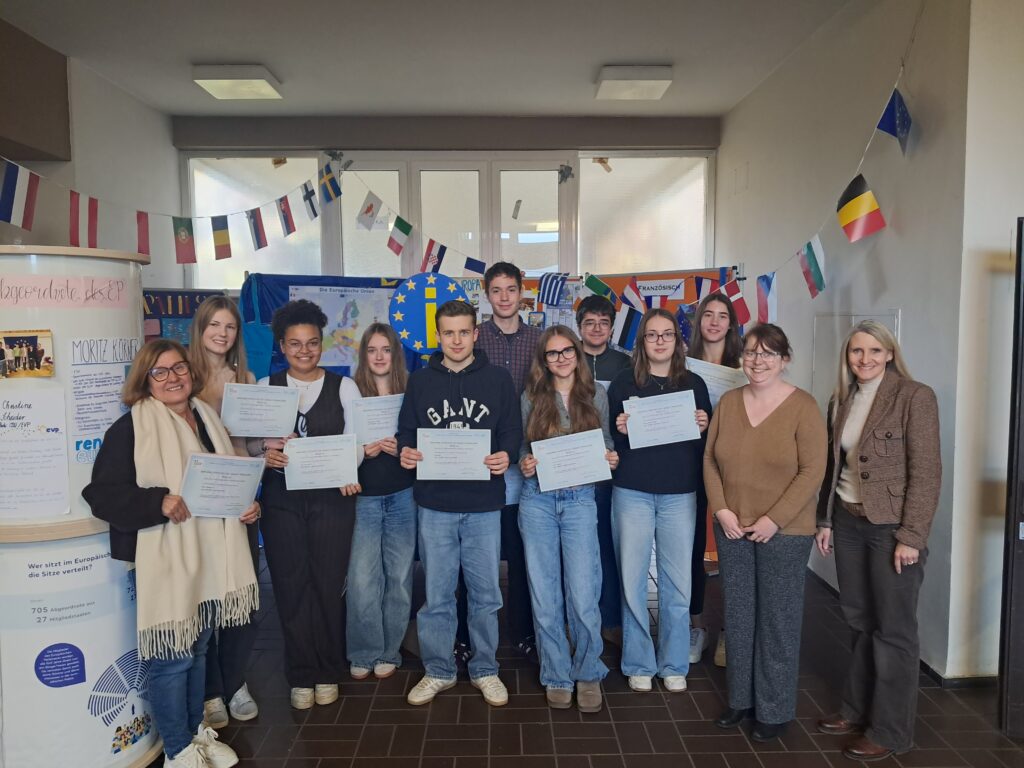 Bien joué! Schülerinnen und Schüler des Calvarienbergs erwerben französisches Sprachzertifikat - Gymnasium Calvarienberg